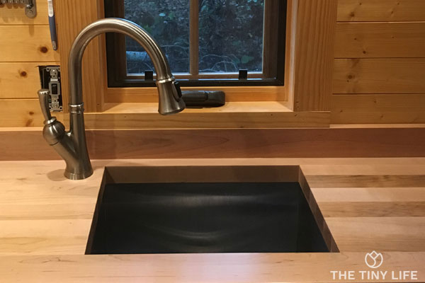 deep tub sink in a tiny house kitchen