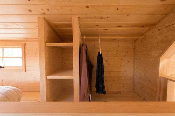 tiny home loft closet space