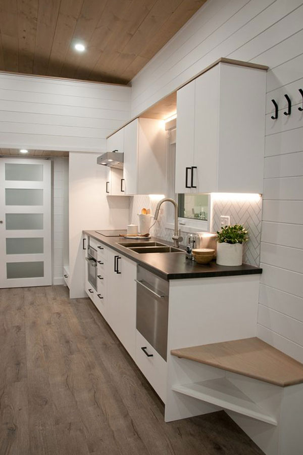 kitchen in charme tiny home