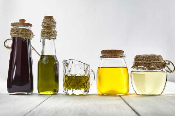 decanting cooking oils