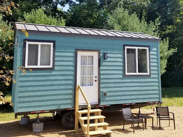 tiny house for sale in elroy wisconsin