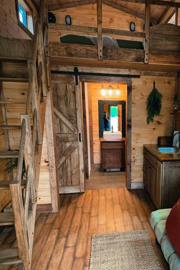 rustic style simple tiny house design