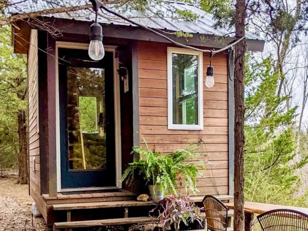 tiny house for rent perry kansas
