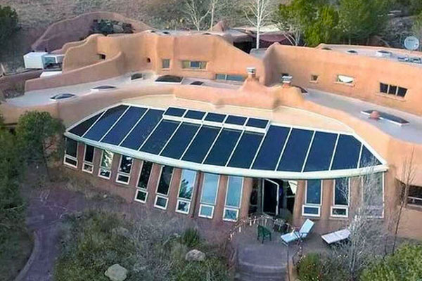 earthship built with clay