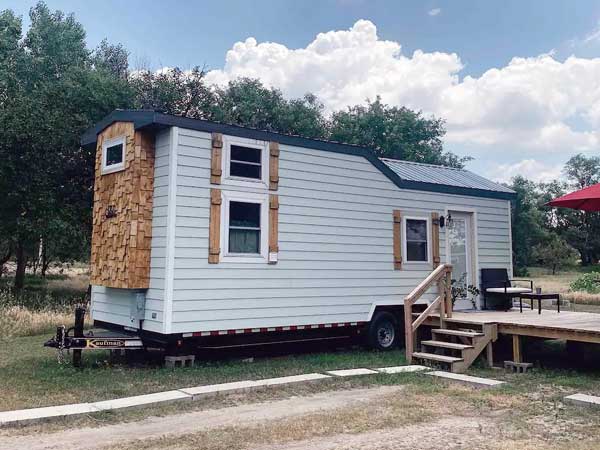 tiny house for rent kearney nebraska
