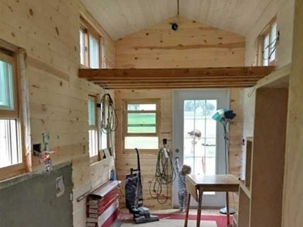 Iowa Tiny House Builders - The Tiny Life