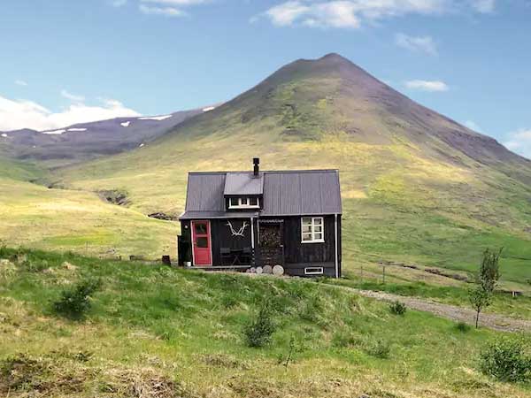 tiny house for rent buoardalur iceland