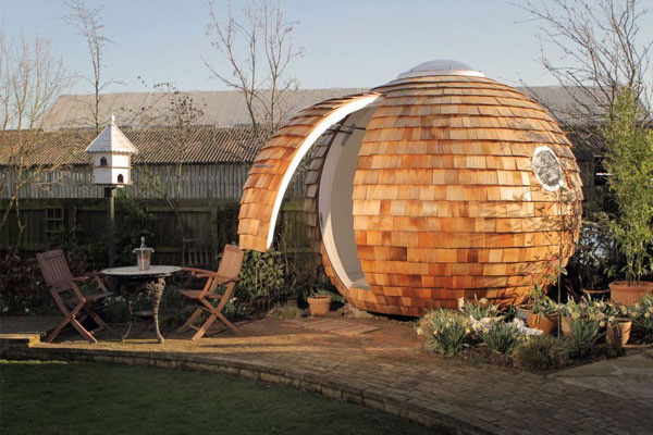spherical shaped house pod