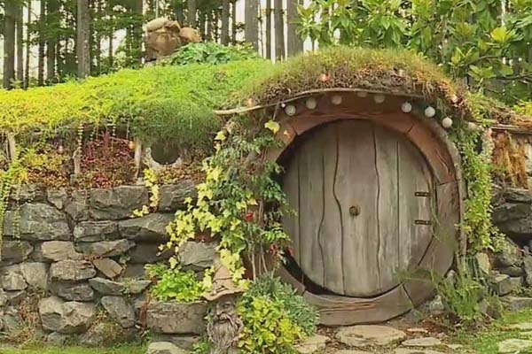 hobbit house exterior door