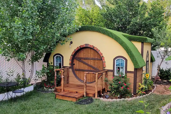 hobbit house rental utah