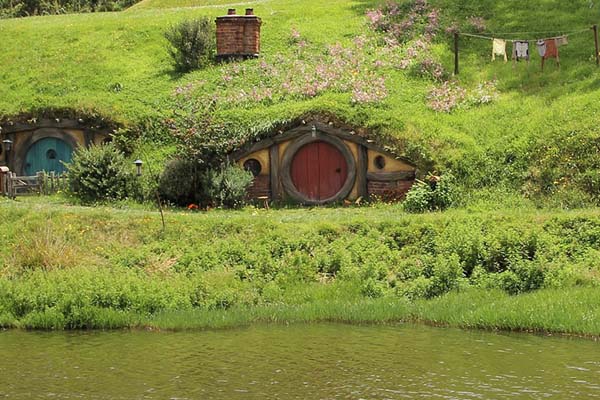 hobbit house resort