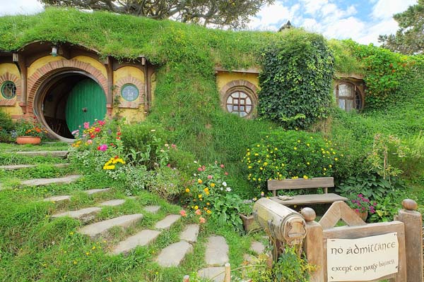hobbit house story book design
