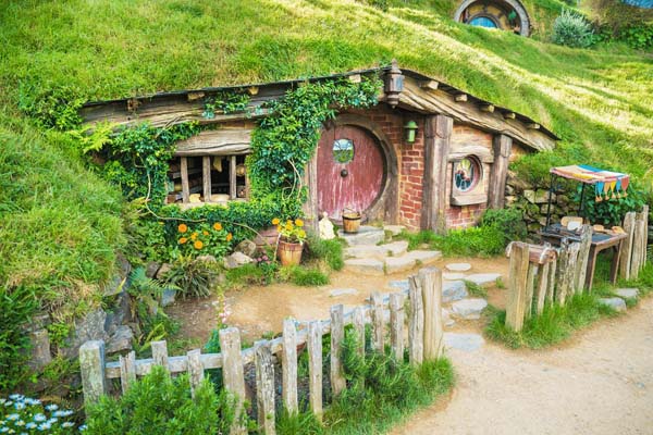 storybook hobbit house
